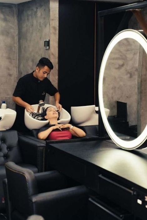 Treatment cabin