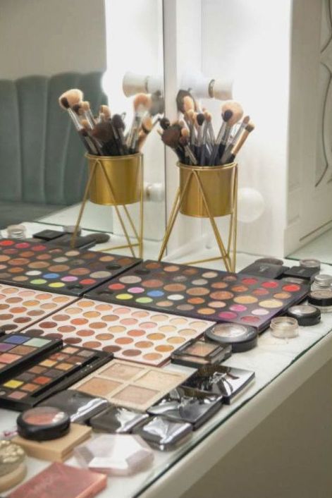 Event makeup - example 1