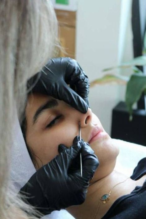 Express manicure